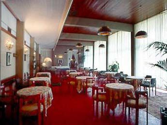 مونتيكاتيني تيرمي Hotel Cristallino & Suites المظهر الخارجي الصورة